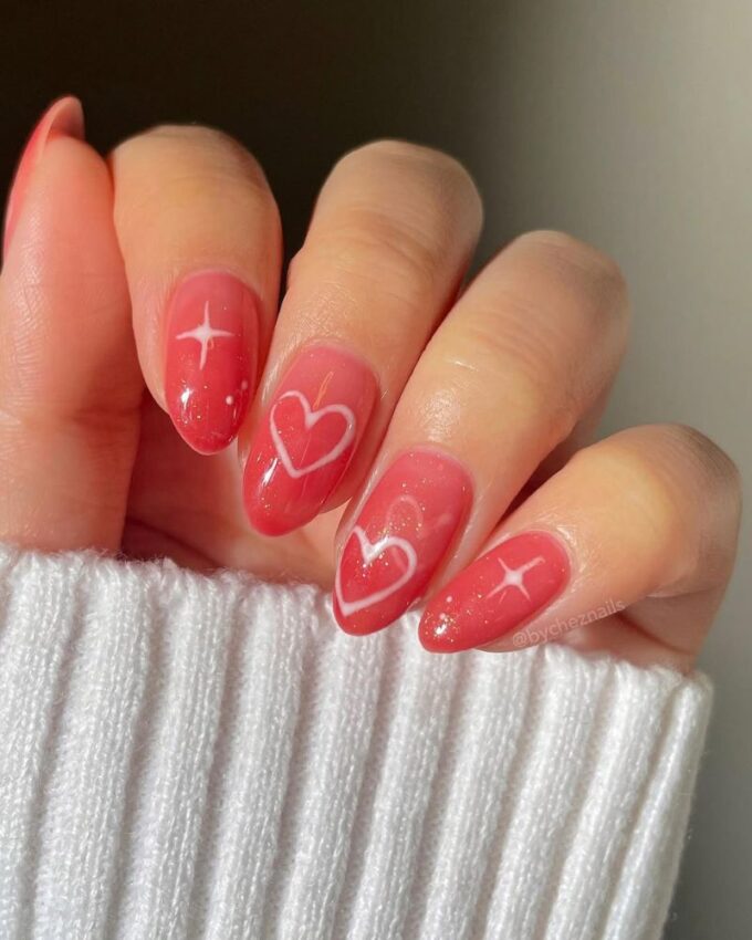 Jasnoróżowe paznokcie na Walentynki, elegancki manicure