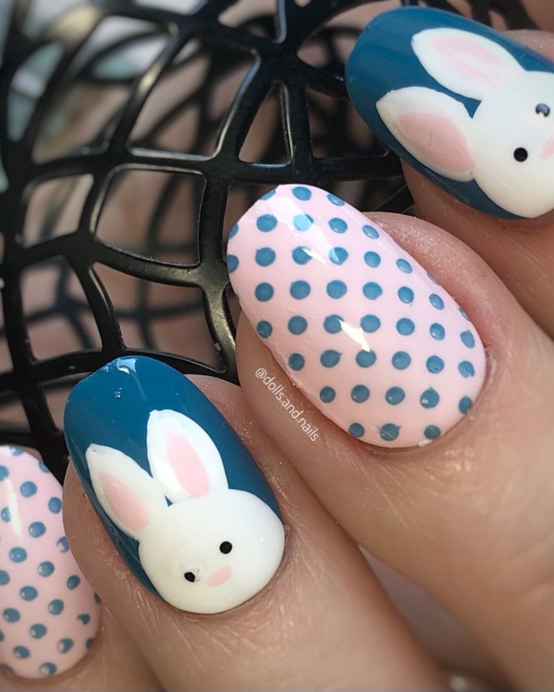 Read more about the article Manicure dla młodej mamy z lakierami Kodi Professional – pomysły i porady