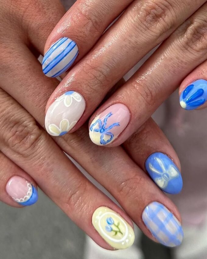 wiosenny manicure, niebiesko-żółte paznokcie