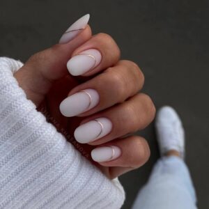 Read more about the article Manicure „dla siebie” z lakierami NeoNail: pomysły, zdjęcia i porady