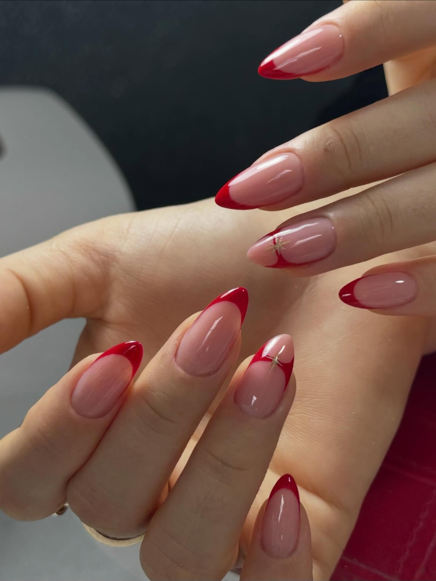 Soczysta klasyka z czerwonym akcentem