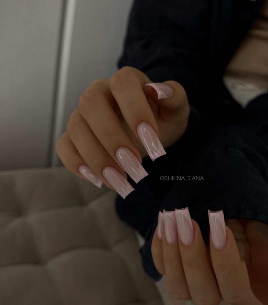 Długi kwadrat micro french róż Indigo Nails