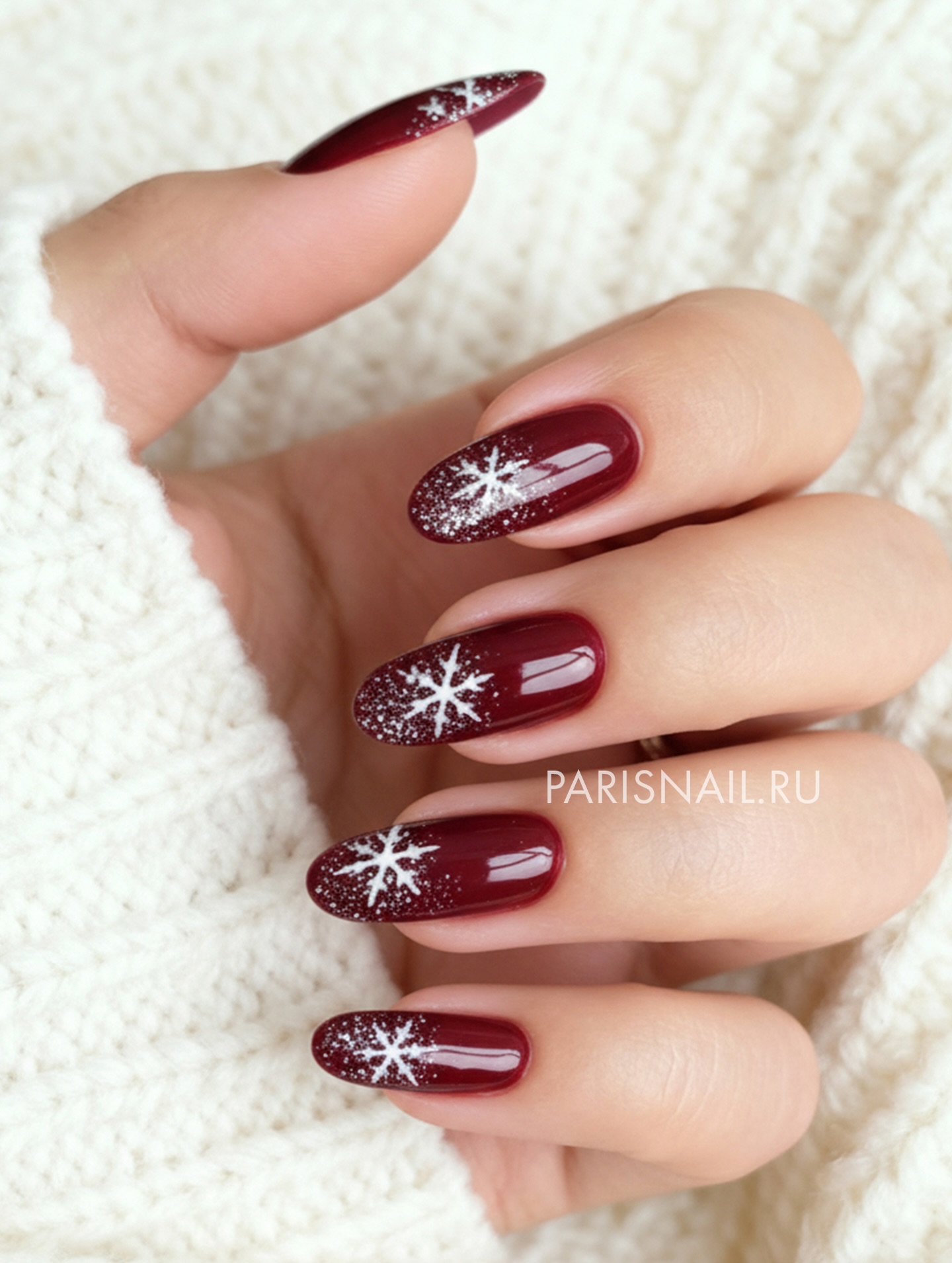 Świąteczny szyk: manicure idealny na zimowe wieczory!