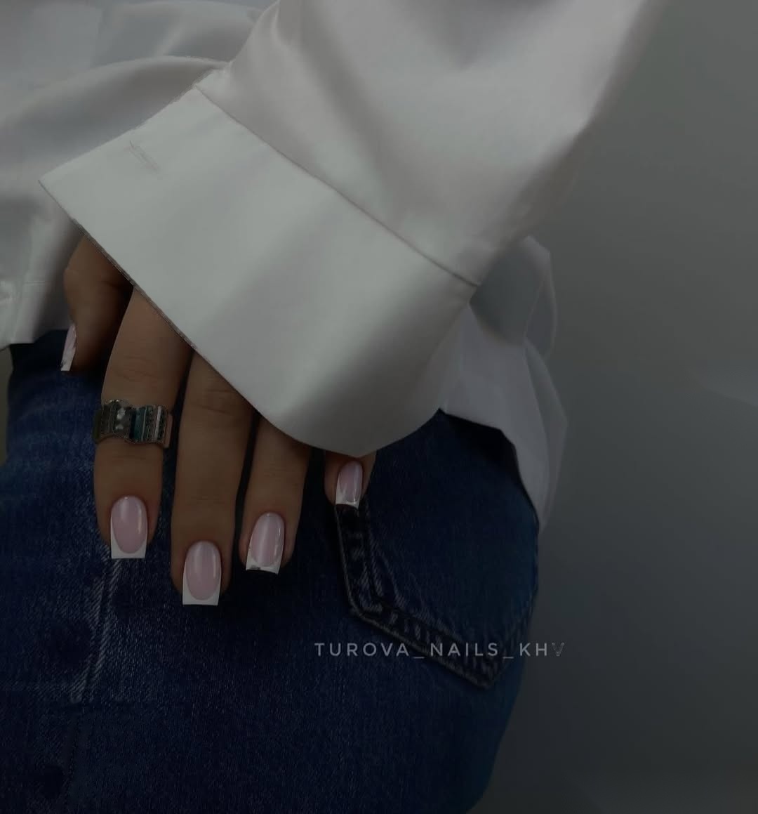 Kwadrat french nude biel CND Shellac