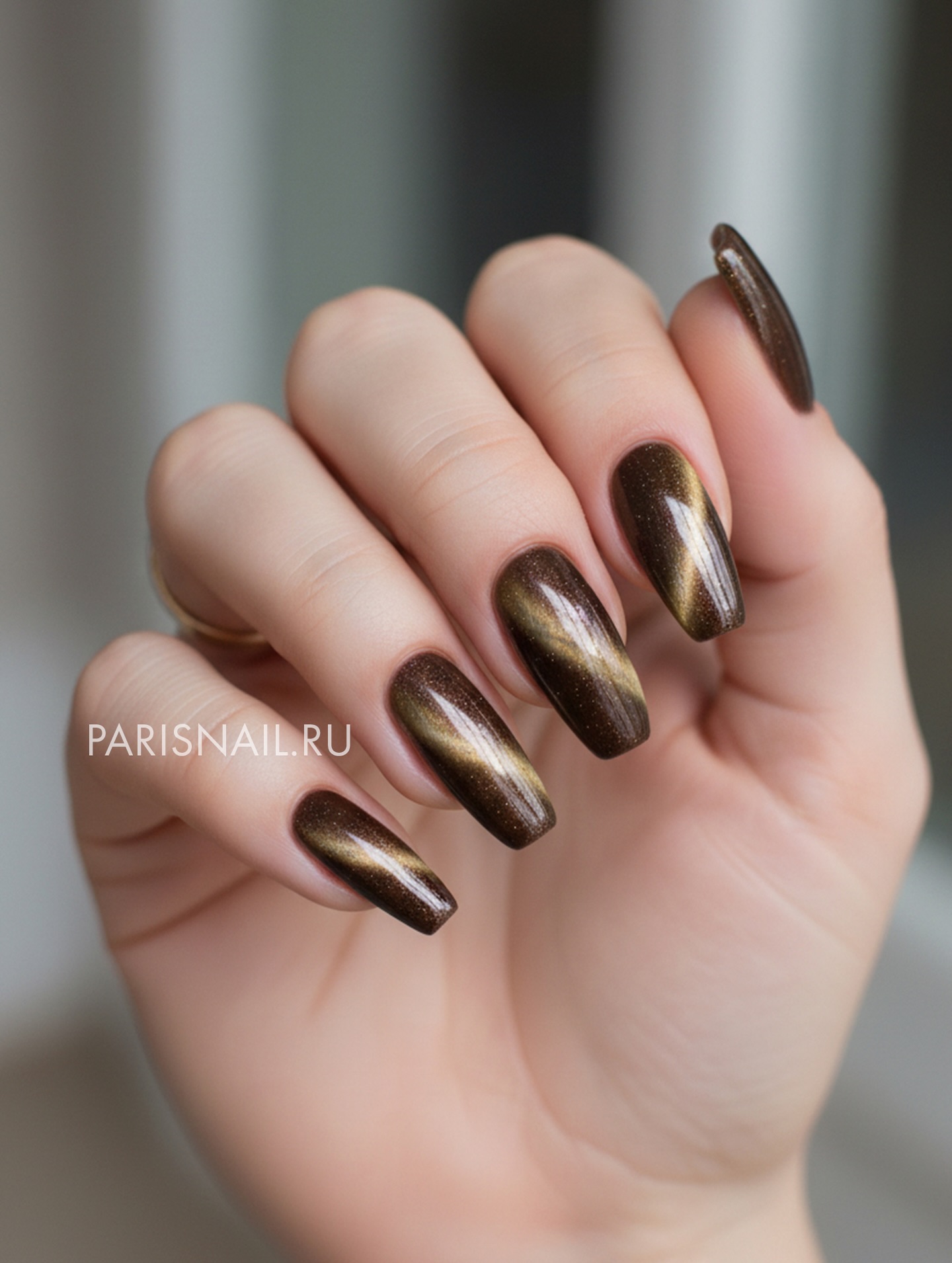 Złoty wir na Twoich paznokciach