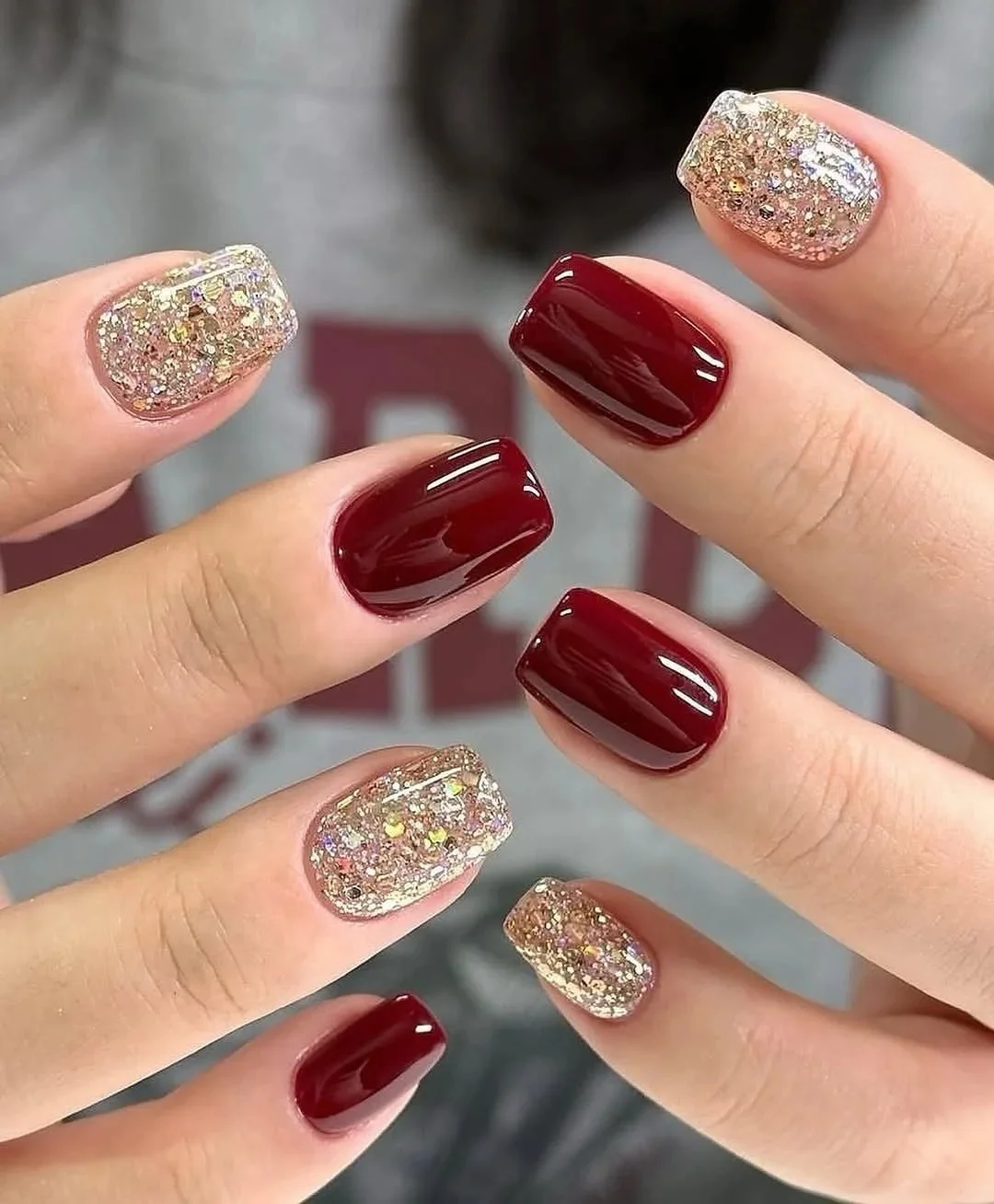 Blask i głębia: magia na Twoich paznokciach!