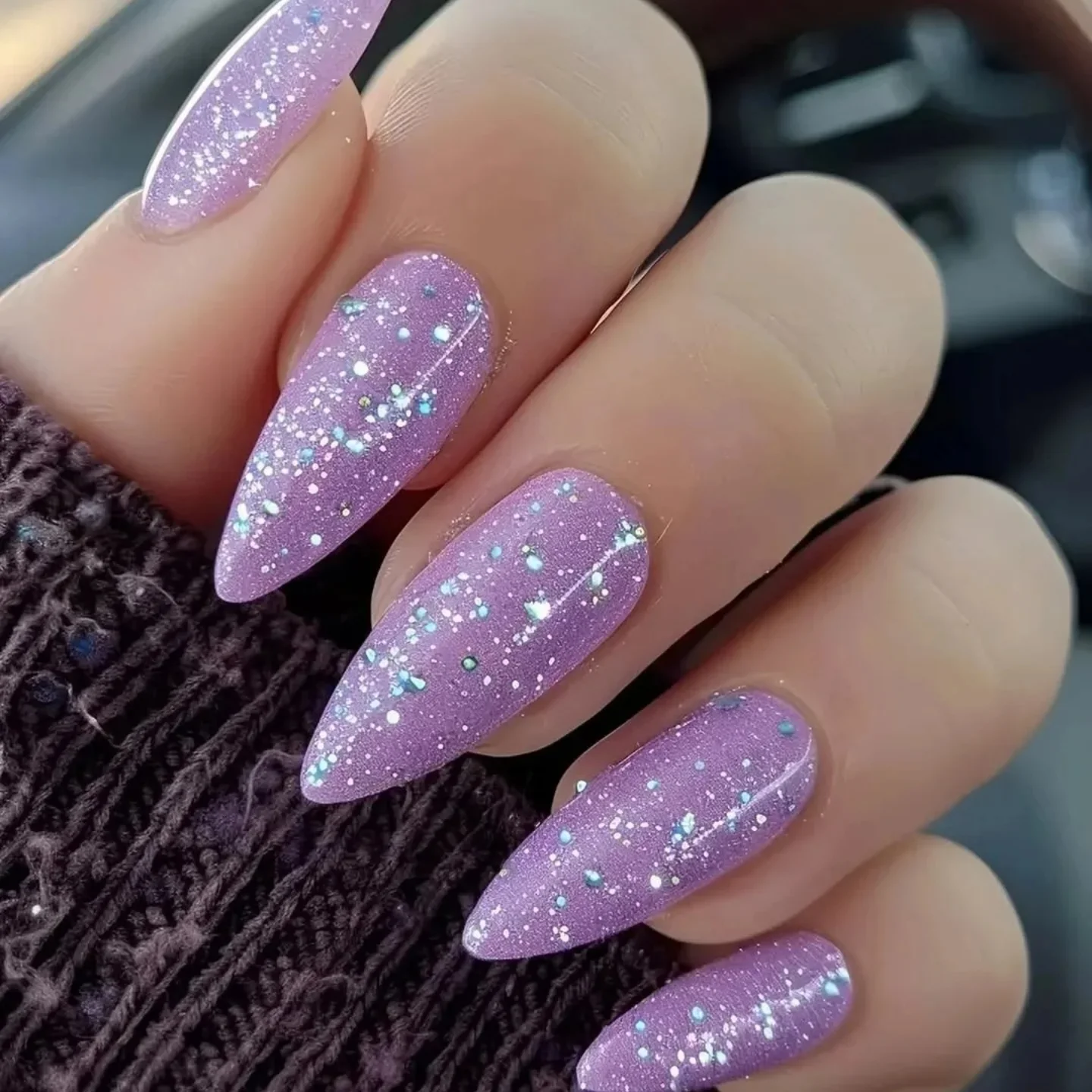 Kosmiczna feeria na paznokciach