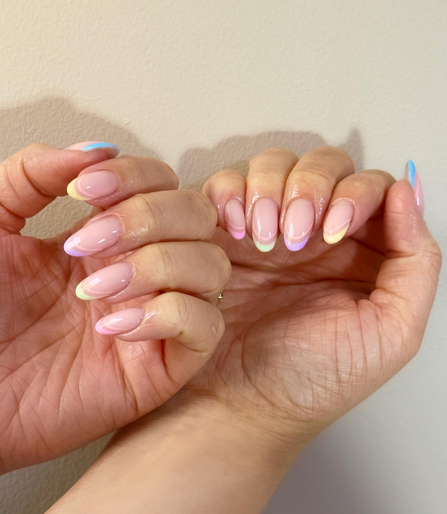 Miękkie pastele: urok w każdym paznokciu