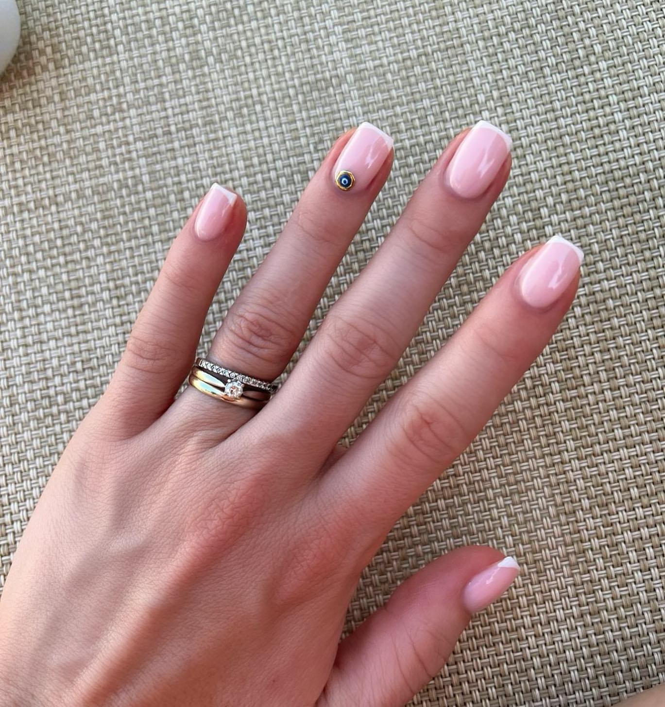 Elegancka klasyka z nutą kreatywności!