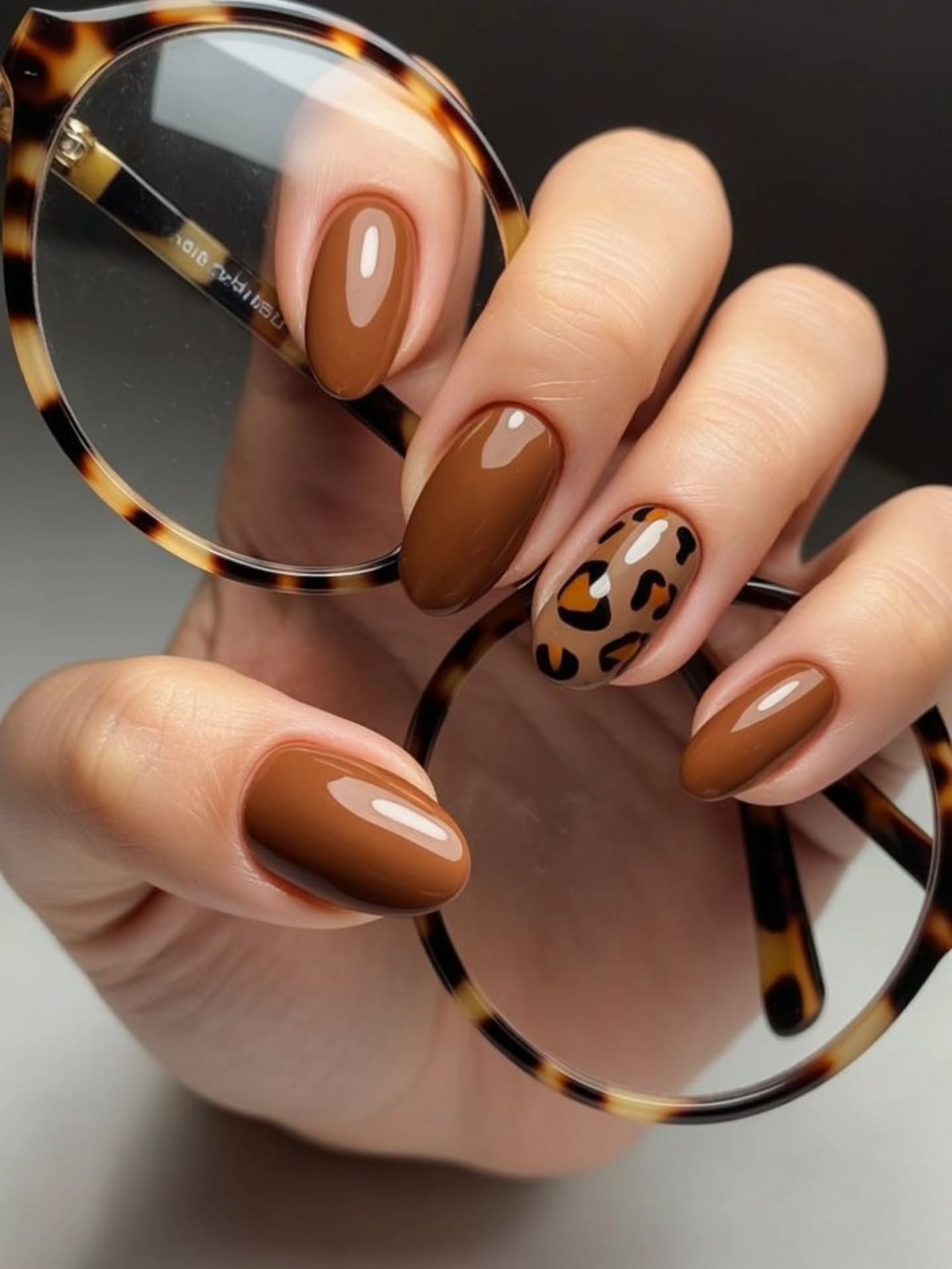 Panterkowy szyk w czekoladowych tonach