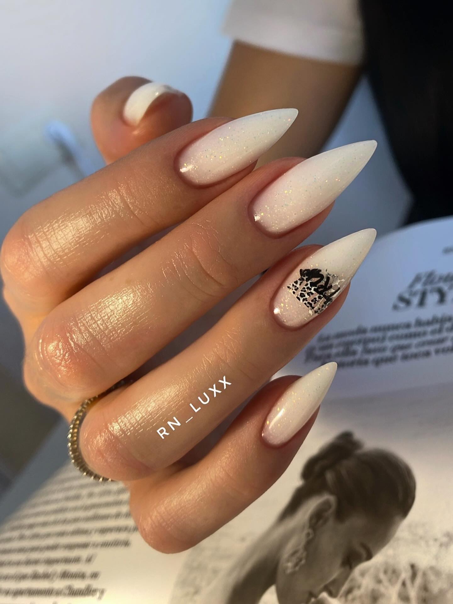 Blask i styl: manicure na szczycie elegancji!