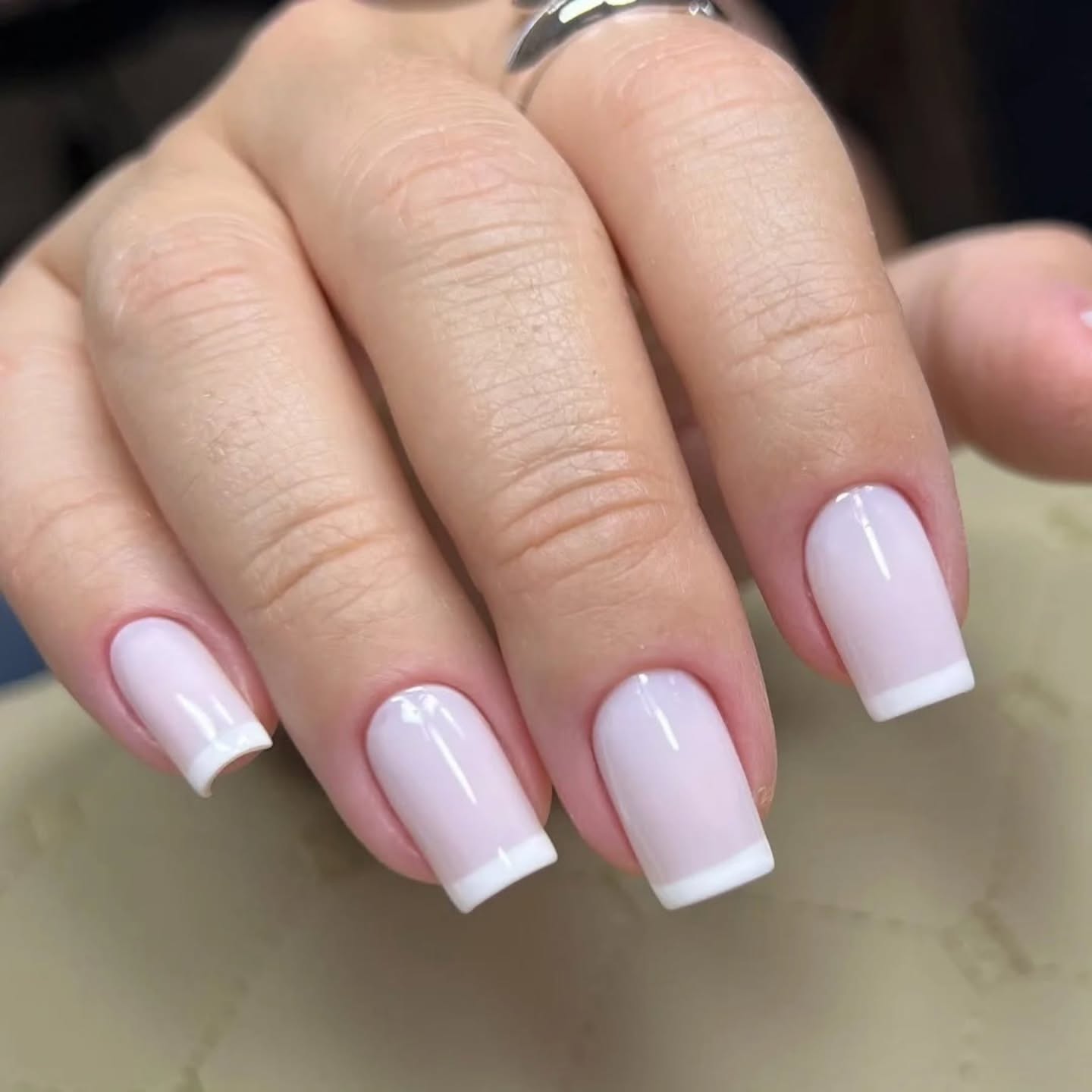 Francuski szyk: klasyka zawsze w modzie