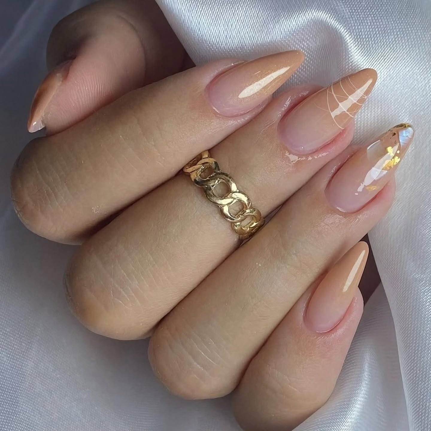 Elegancja w każdym pociągnięciu pędzla