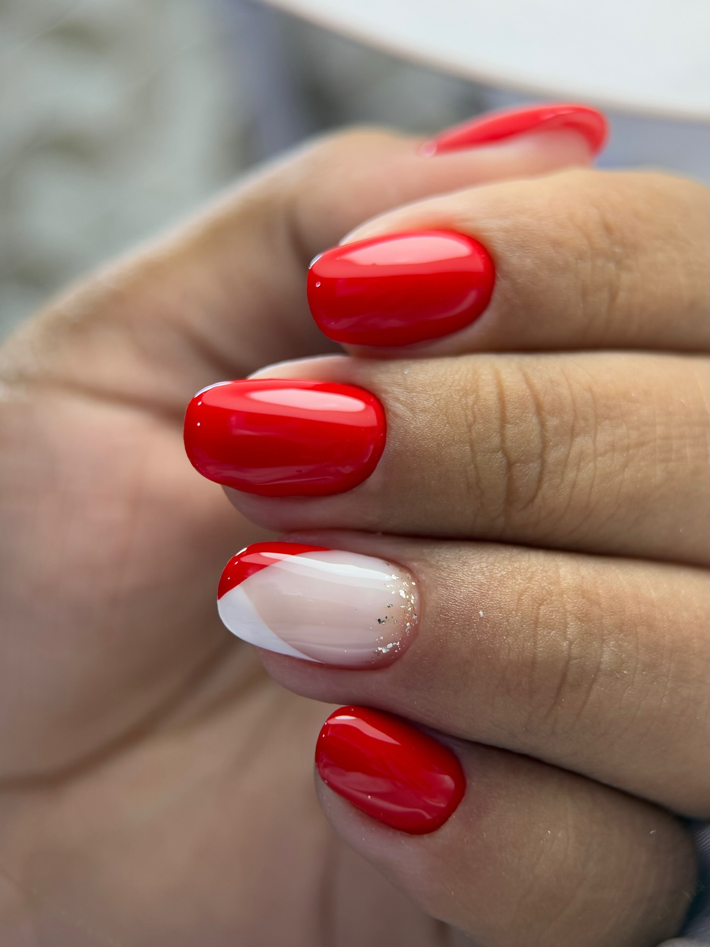 Ognista feeria na paznokciach