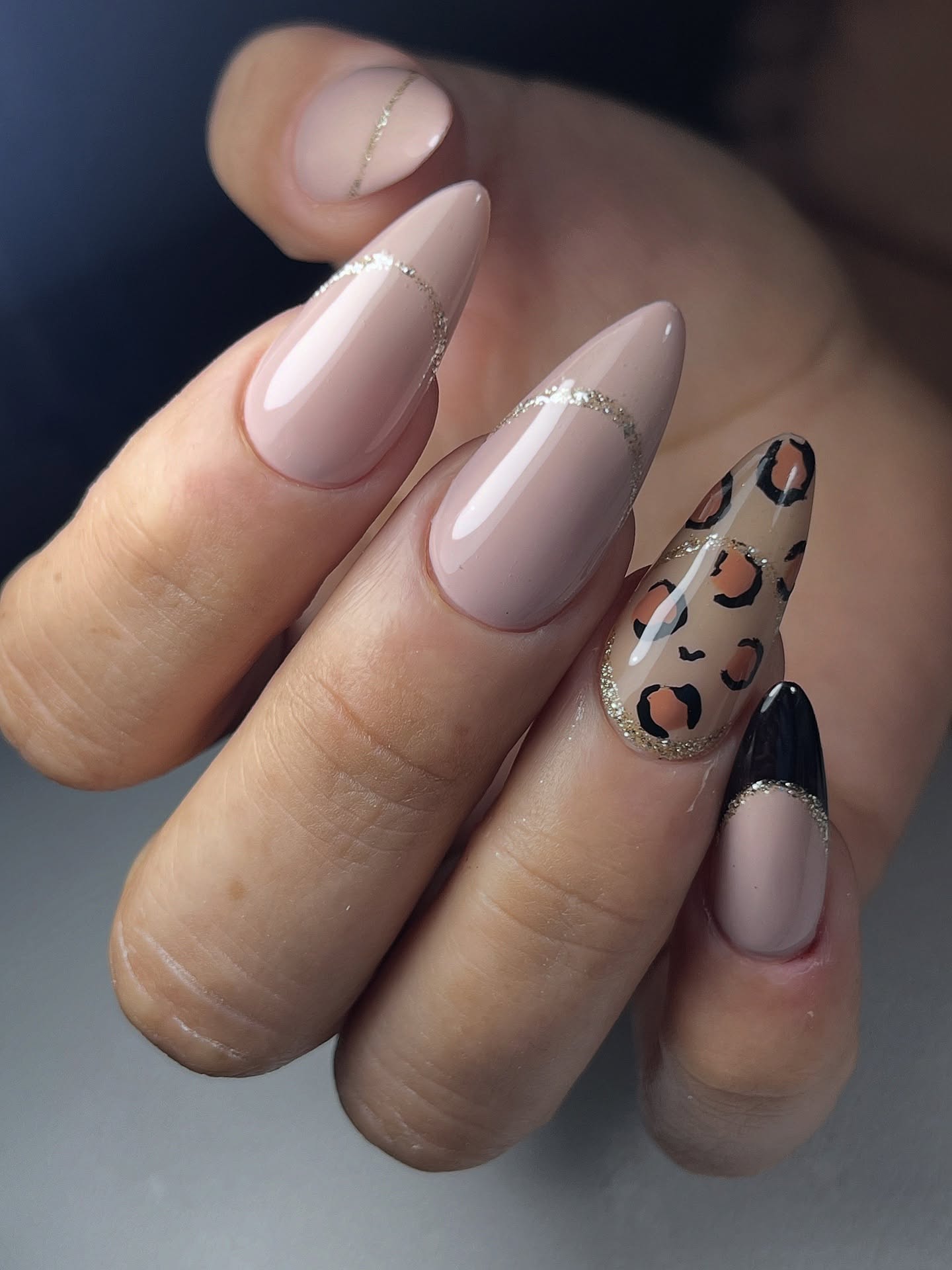 „Dzika pasja w delikatnych tonach!”