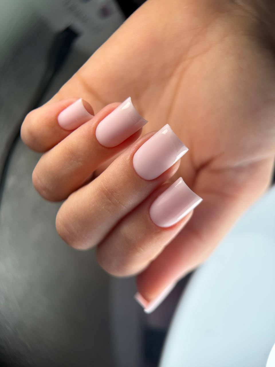 Flare square mleczny róż Gelish