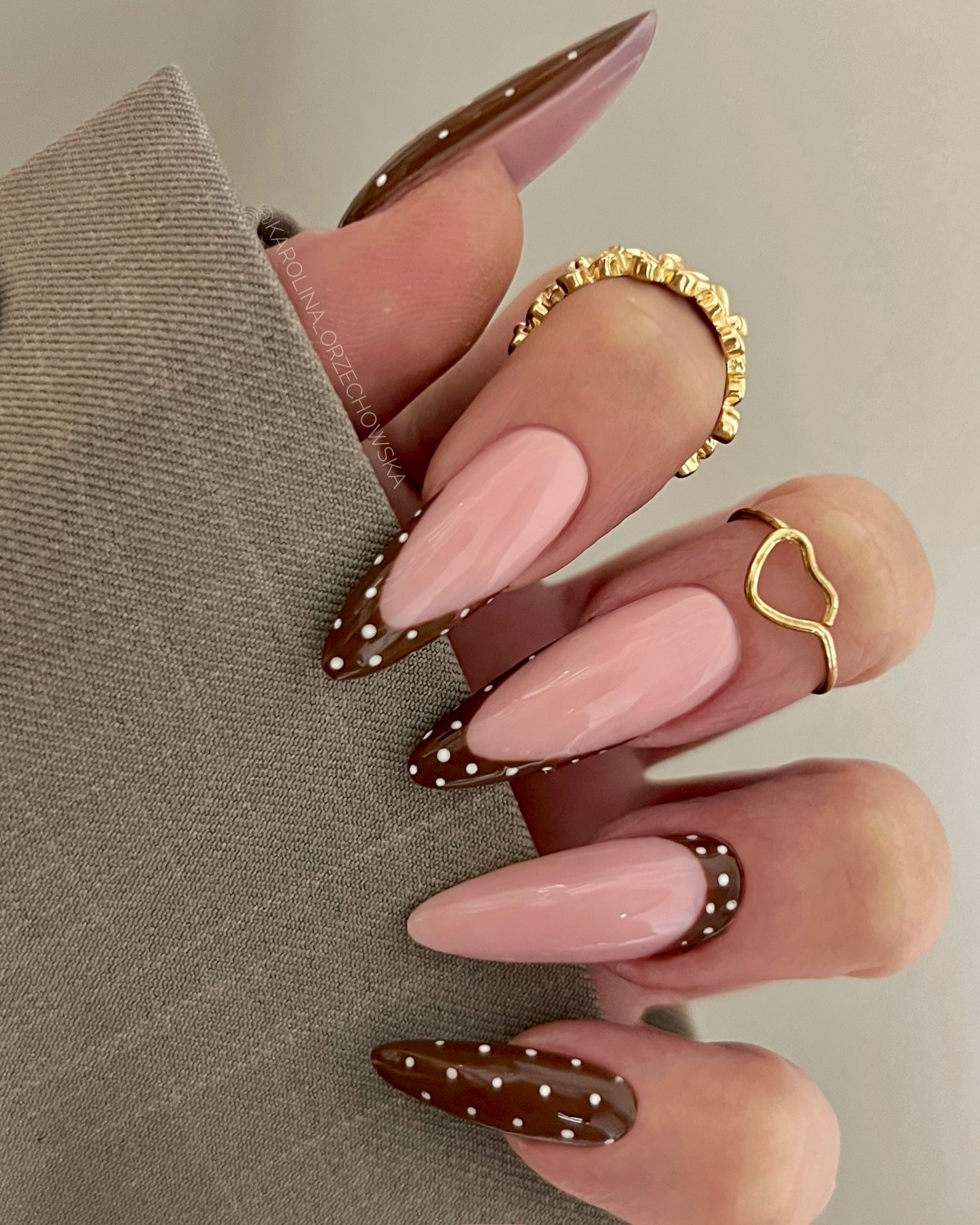 Czekoladowa pokusa: manicure jak deser!