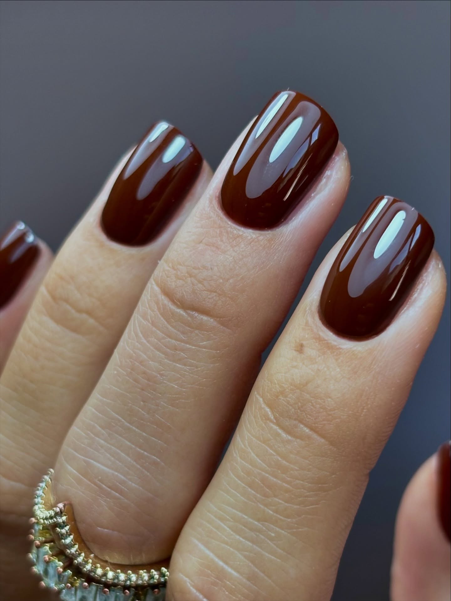 Elegancka klasyka z nutą czekolady