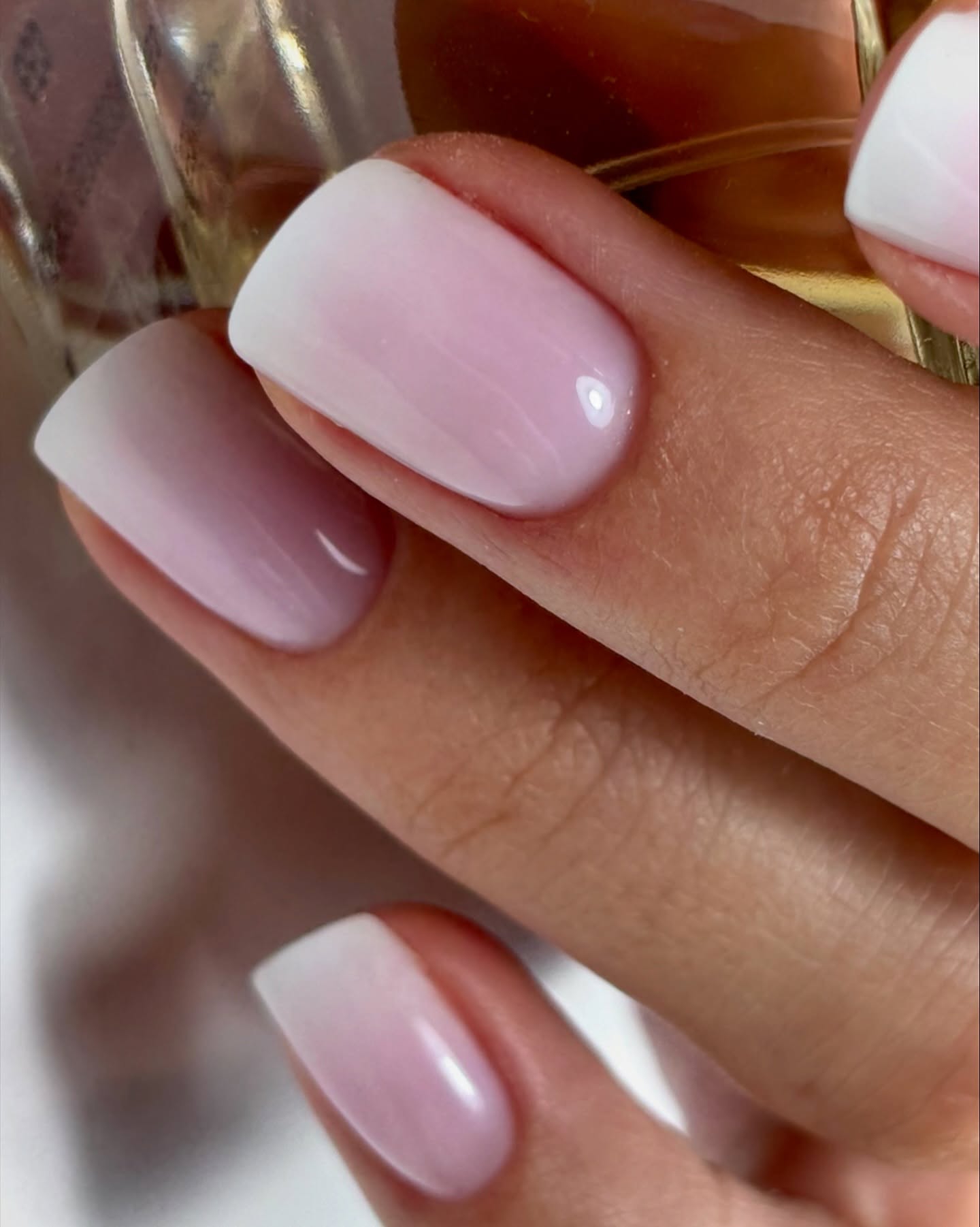 Perłowa delikatność: urok ombre