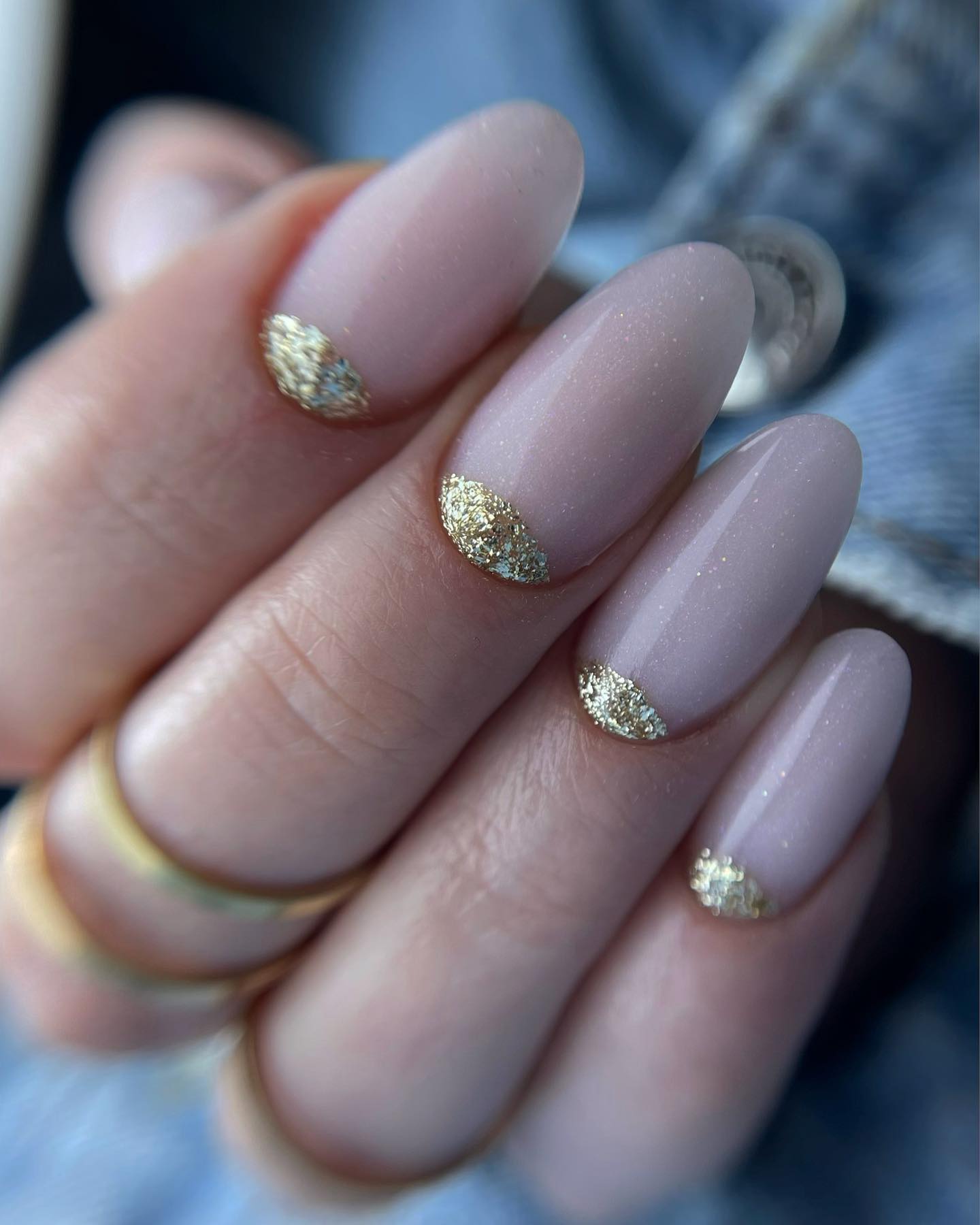 Elegancki luksus na końcówkach palców