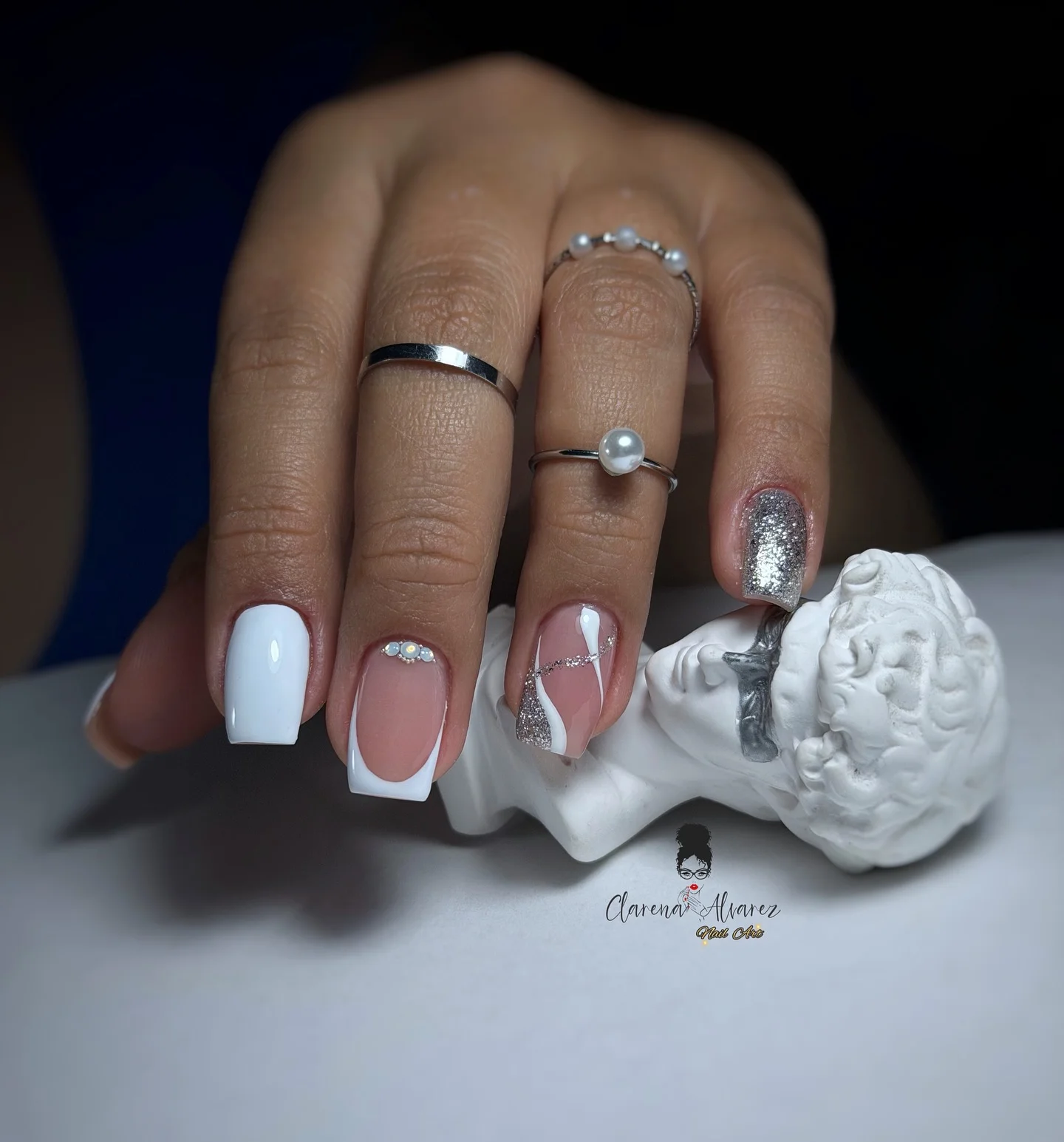 Blask elegancji na końcówkach palców