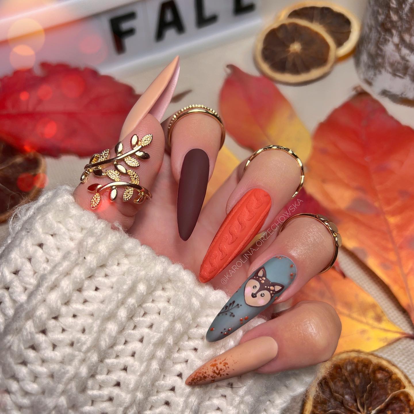 Jesienny urok na końcówkach palców
