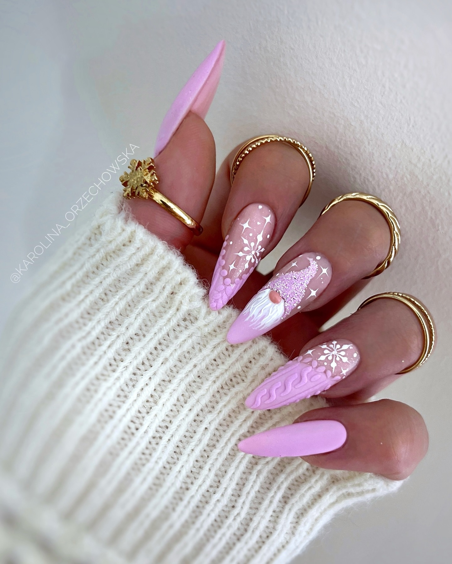 Zimowa bajka na paznokciach