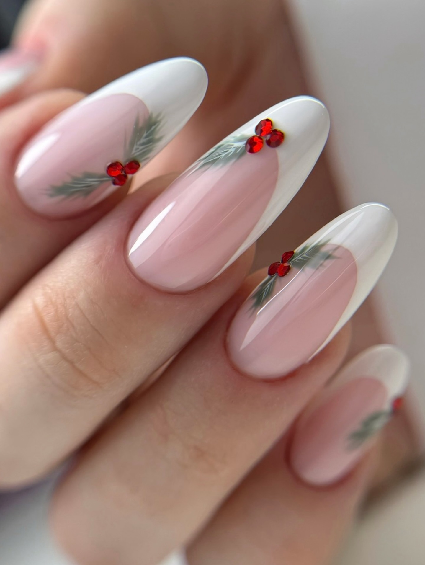 Świąteczne arcydzieła na końcówkach palców