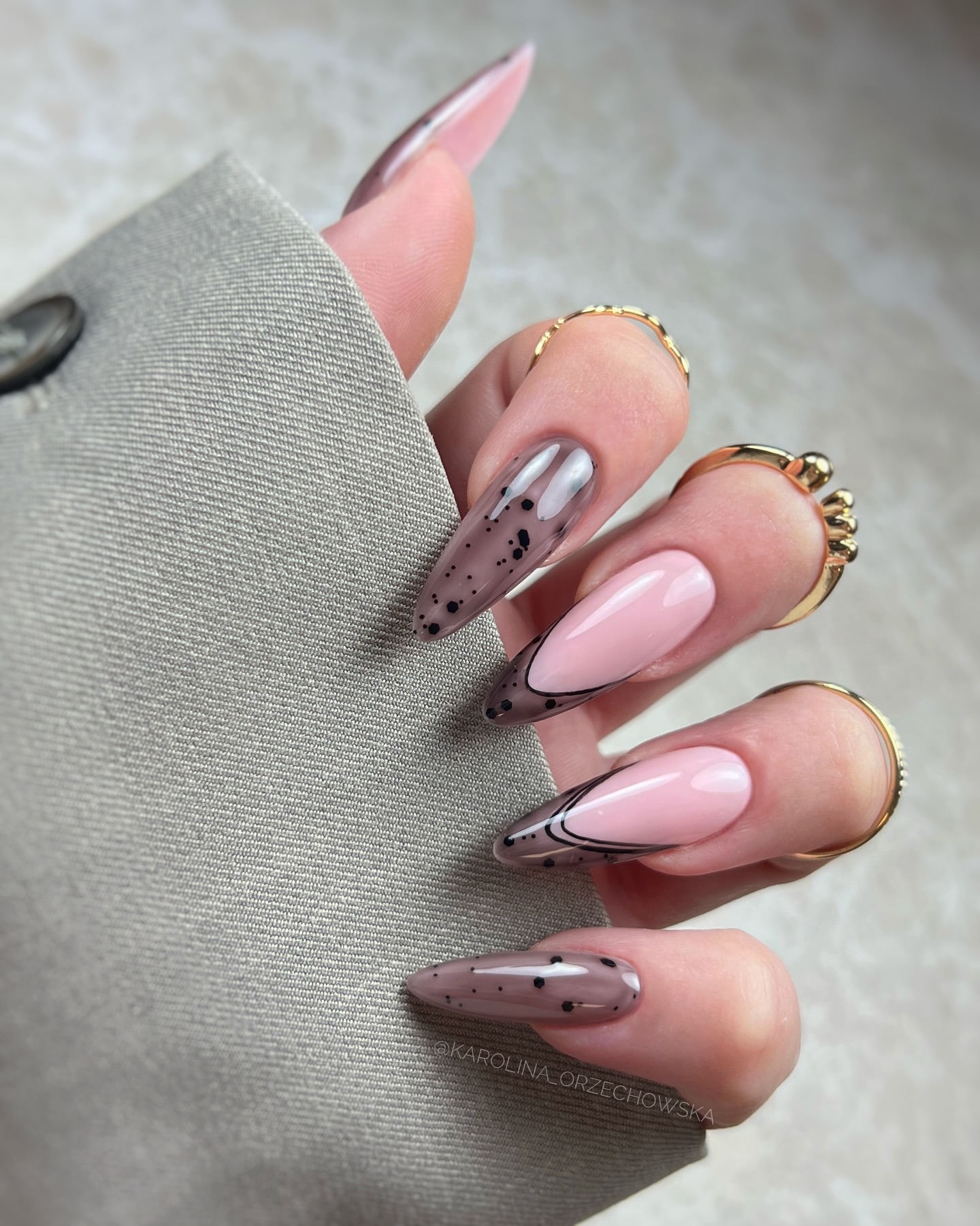 „Mistyka różowego dotyku”