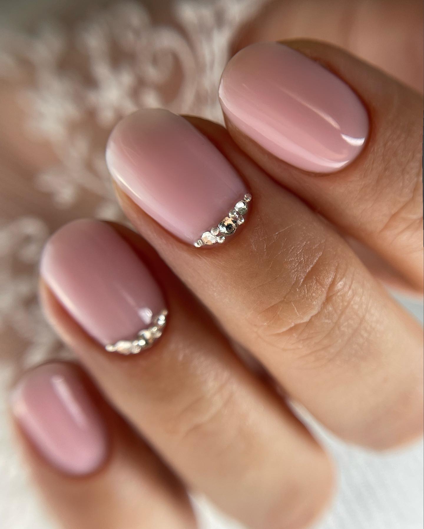 Pastelowa delikatność z połyskiem