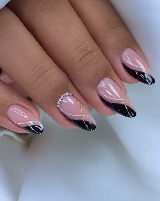 Niesamowity kontrast: subtelność i tajemniczość w jednym