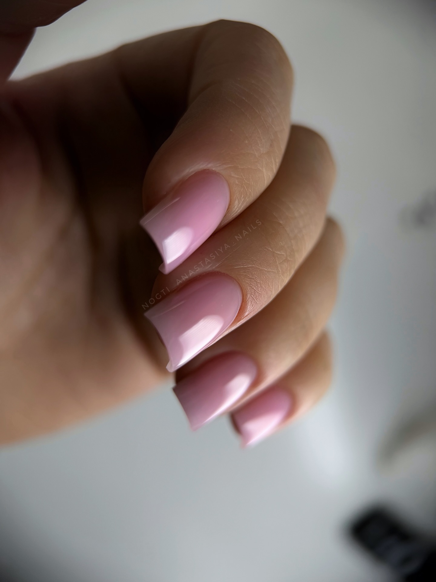 Marzycielski róż dla delikatnych dusz