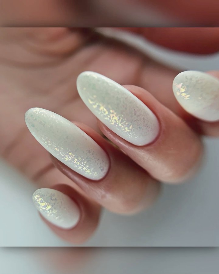 Perłowe arcydzieło na Twoich paznokciach!