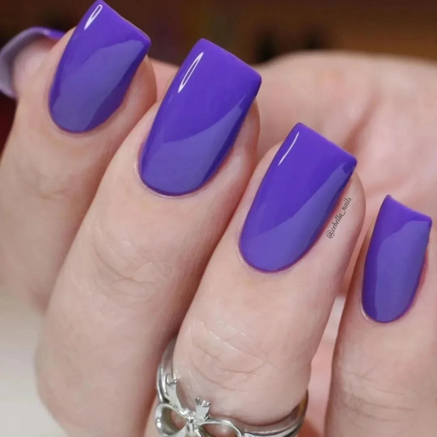 Fioletowa magia na Twoich paznokciach!