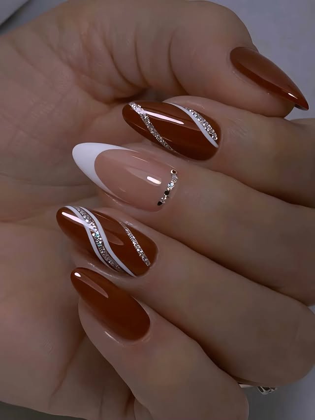 Elegancki szyk na końcówkach palców!