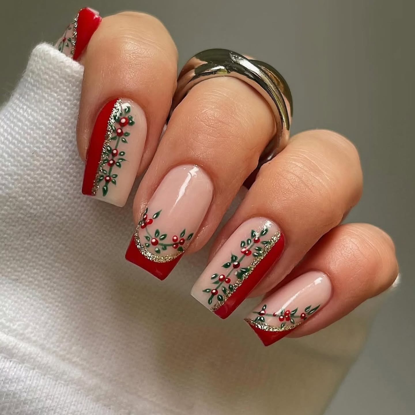 Ultra-świąteczny manicure na wyjątkowe chwile!