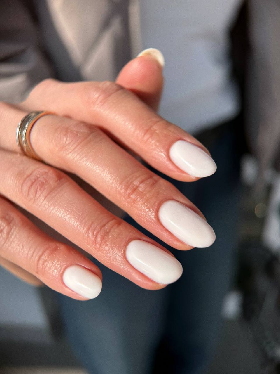Owal mleczna biel jednolity Indigo Nails
