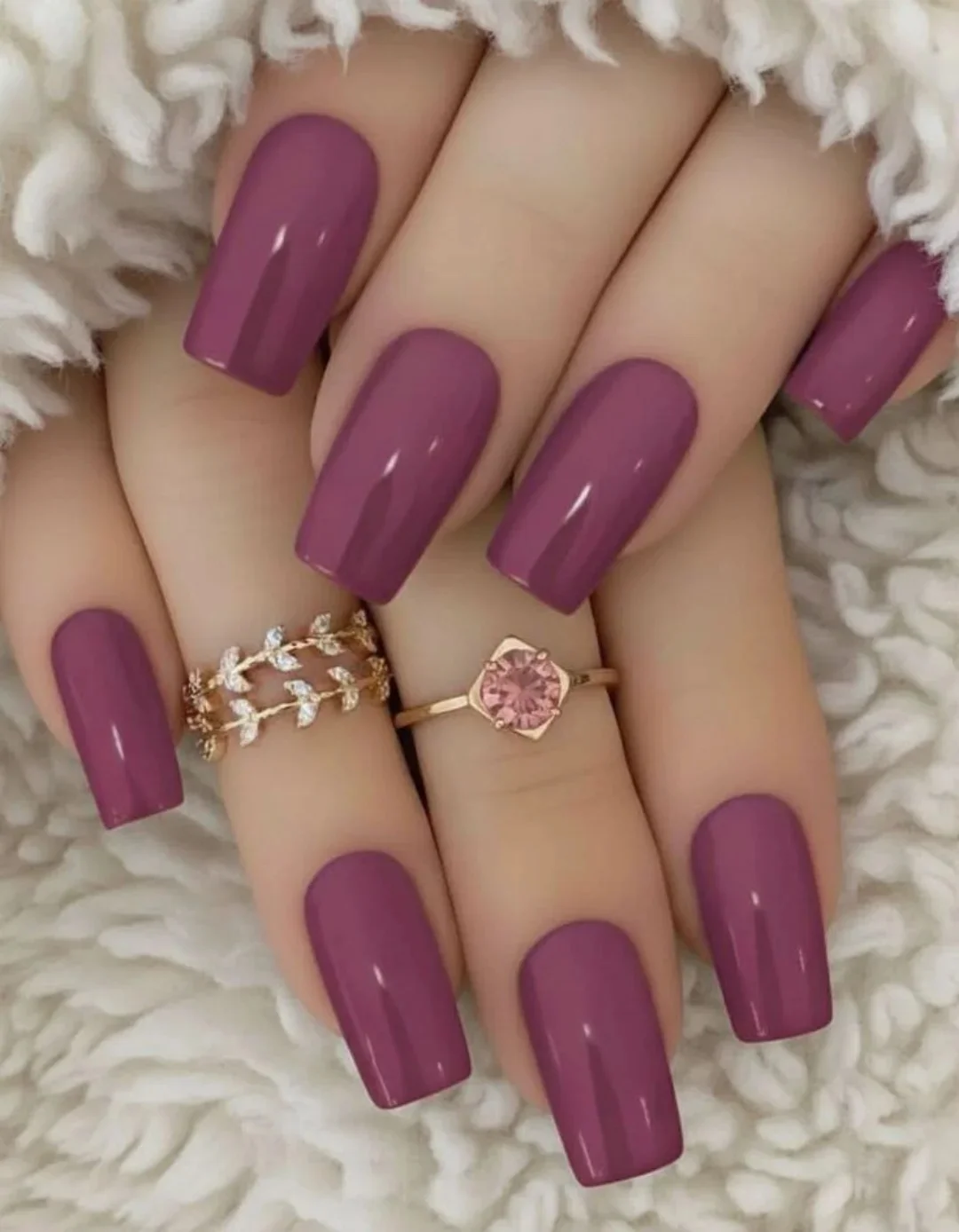 Winna elegancja: manicure, który zachwyca